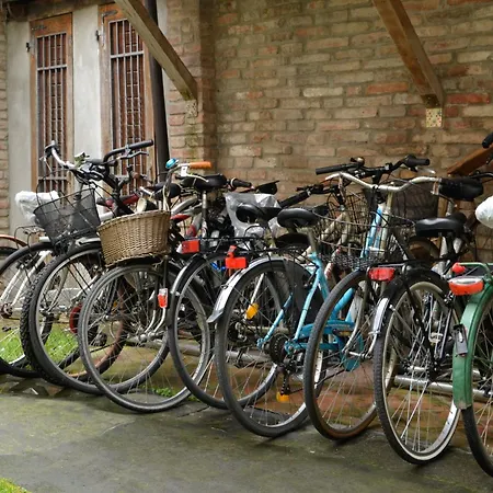 Degli Estensi - Jacuzzi & Parking