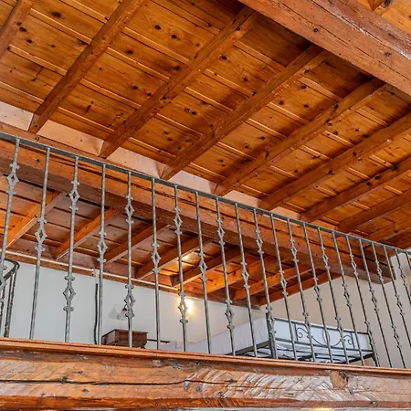 Apartment Degli Estensi - In Centro Storico Con Jacuzzi