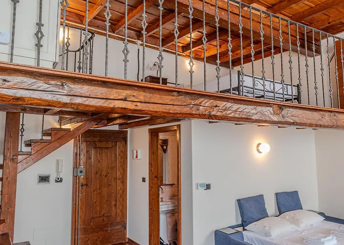 Degli Estensi - In Centro Storico Con Jacuzzi *